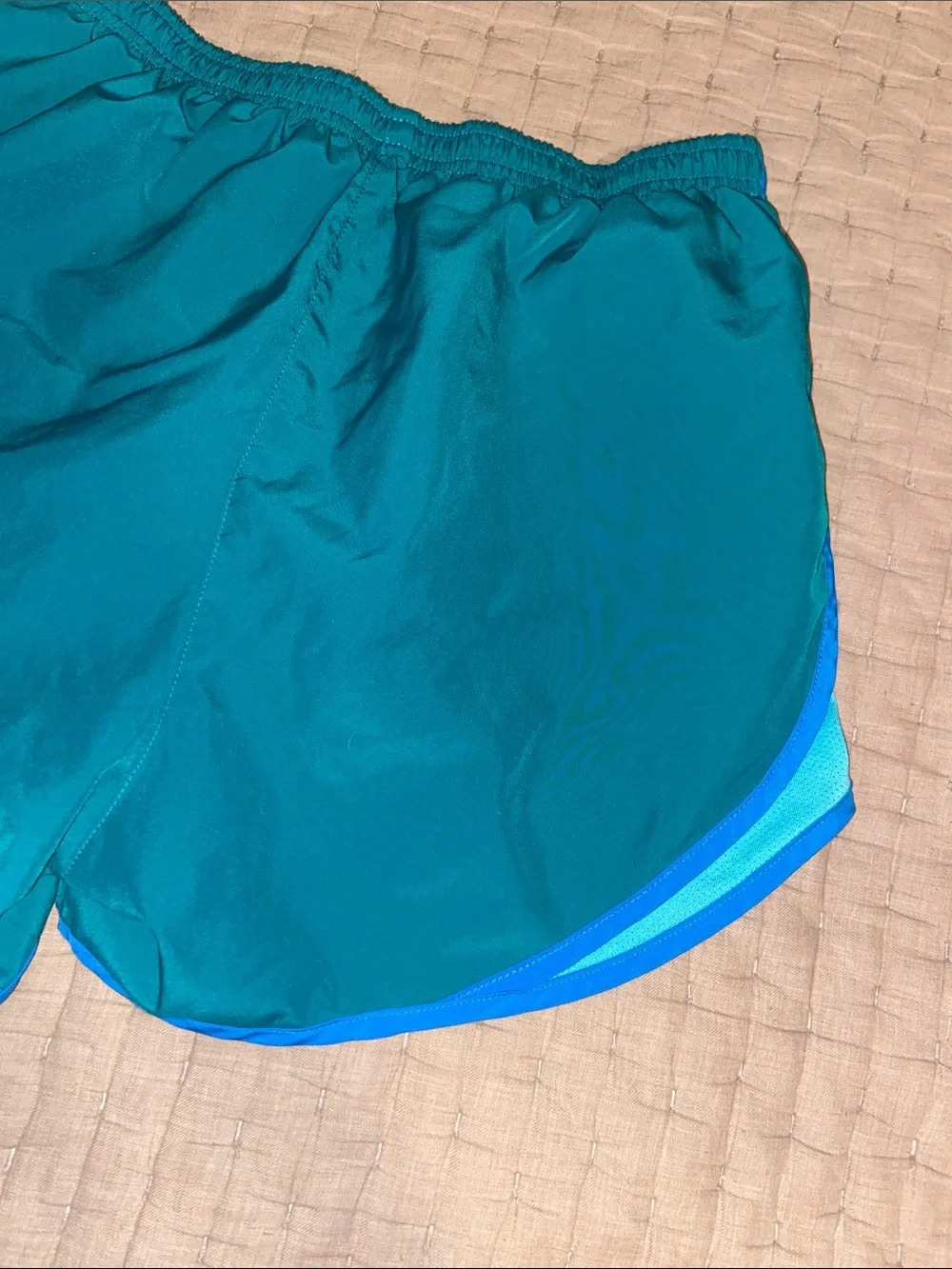 Women's Nike tempo running shorts